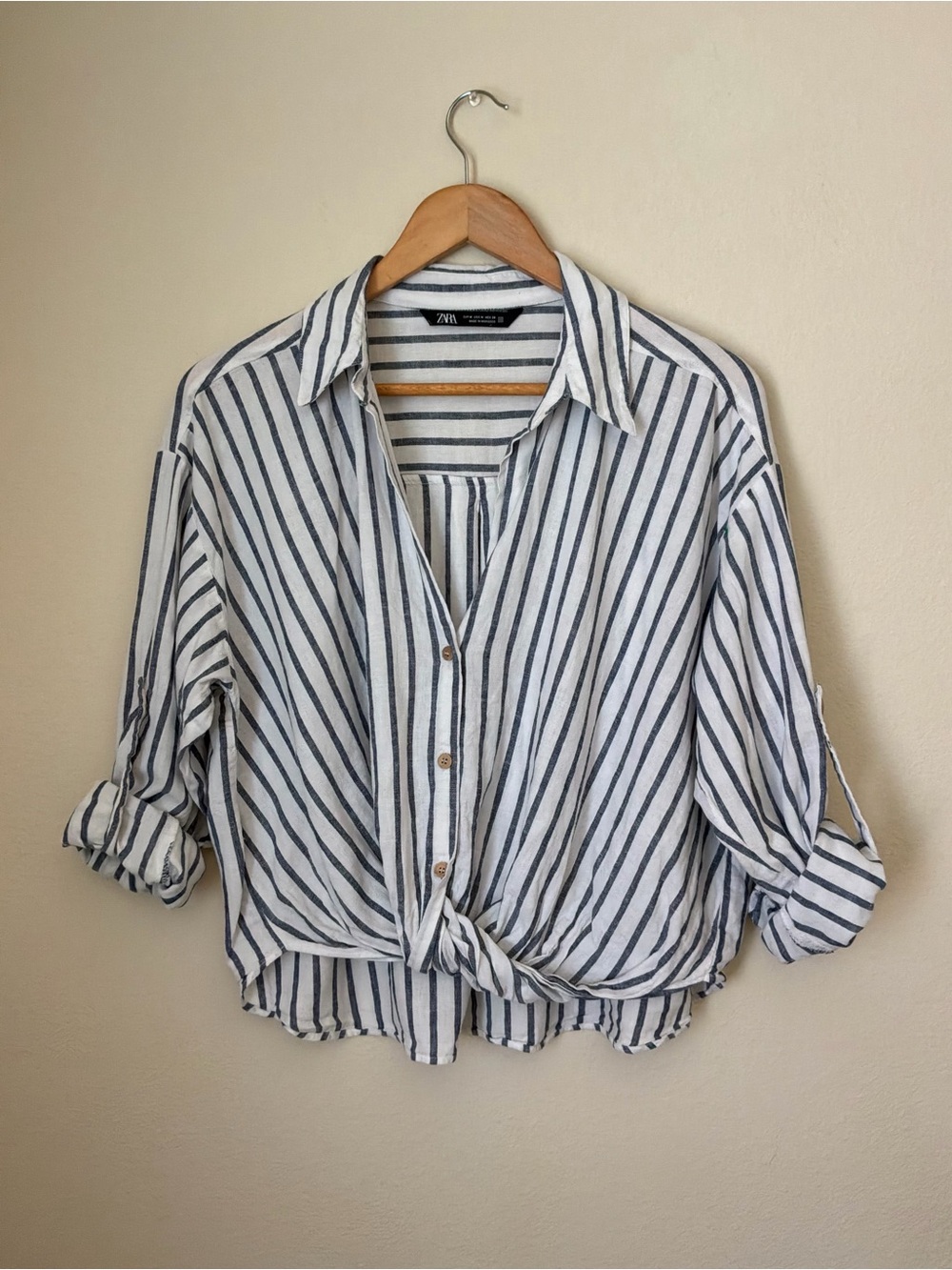 Zara Striped Roll Up Sleeves Shirt with front Twist - Picture 5 of 7